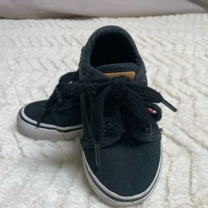 Kids Levi’s Canvas Sneakers
